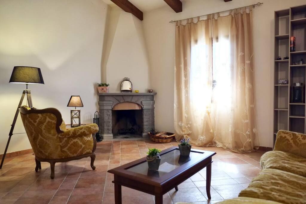 Poggio Ai Legni Villa Certaldo Bagian luar foto