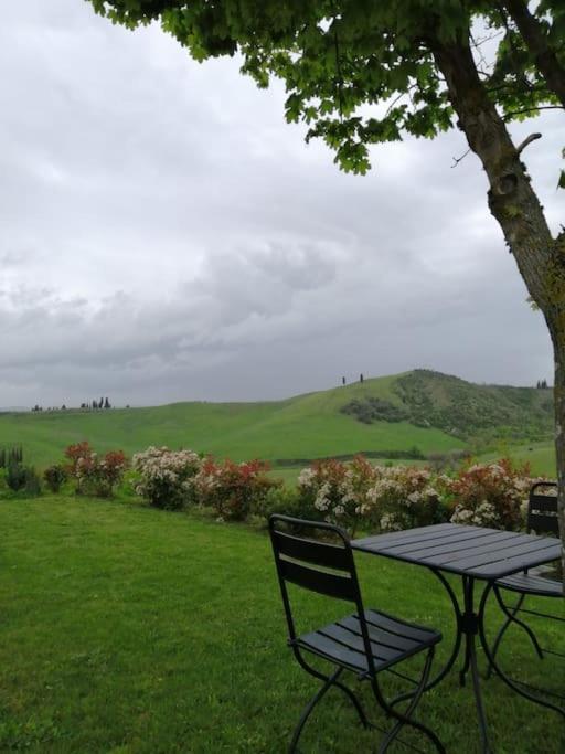 Poggio Ai Legni Villa Certaldo Bagian luar foto